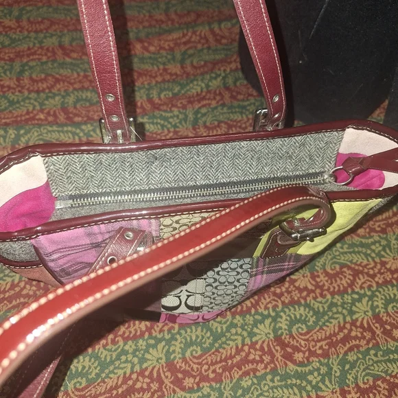 NWOT COAH Y2K Patchwork Tote Purse with Leather Straps - Picture 11 of 13